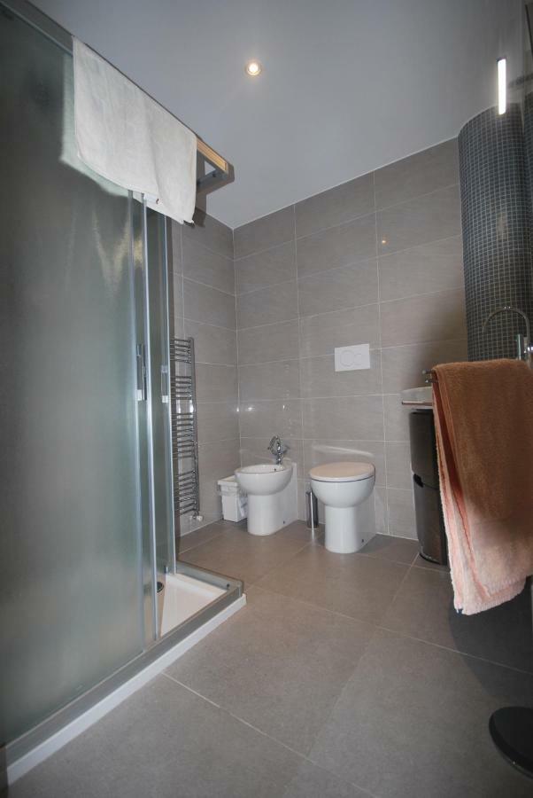 Residenza Andrea Olga Appartamento Laglio Esterno foto