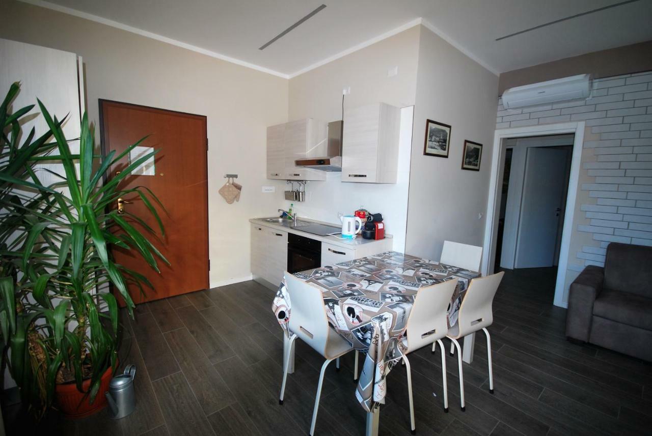 Residenza Andrea Olga Appartamento Laglio Esterno foto